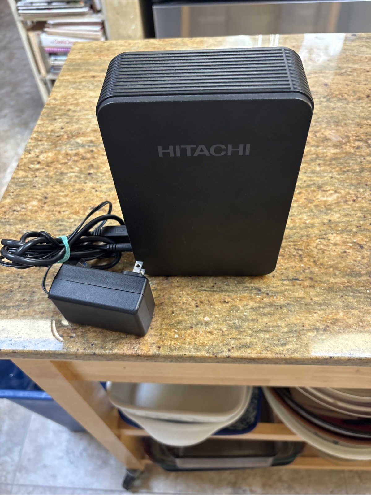 Hitachi Touri Desk DX3, 2 TB, USB 3.0 External Hard Disk Drive