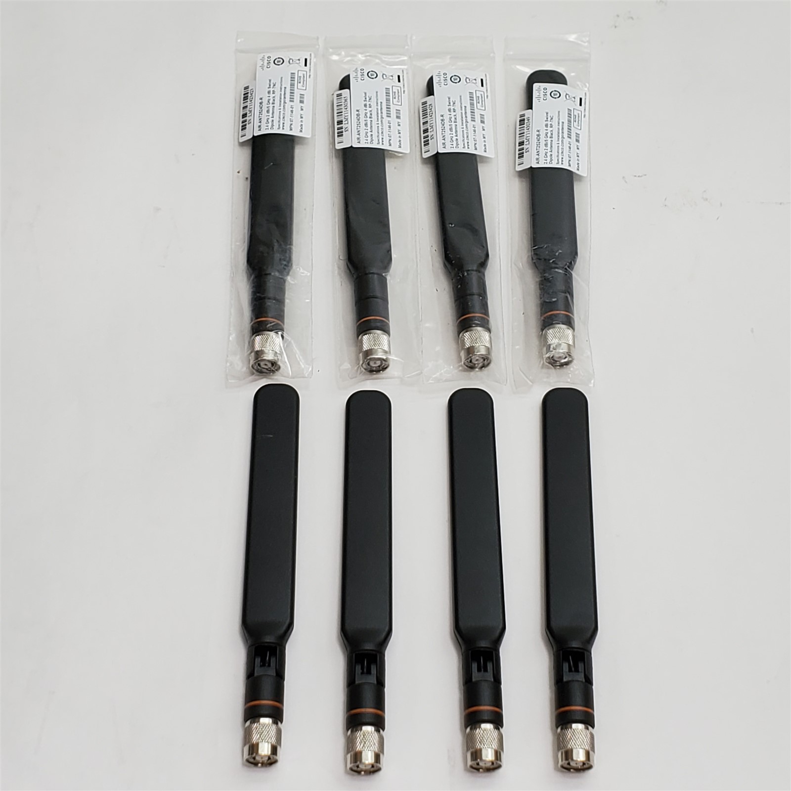 Cisco Air-ANT2524DB-R 2.40GHZ 2 dBi/5 GHZ 4 Swivel Dipole Antenna Black Lot 8