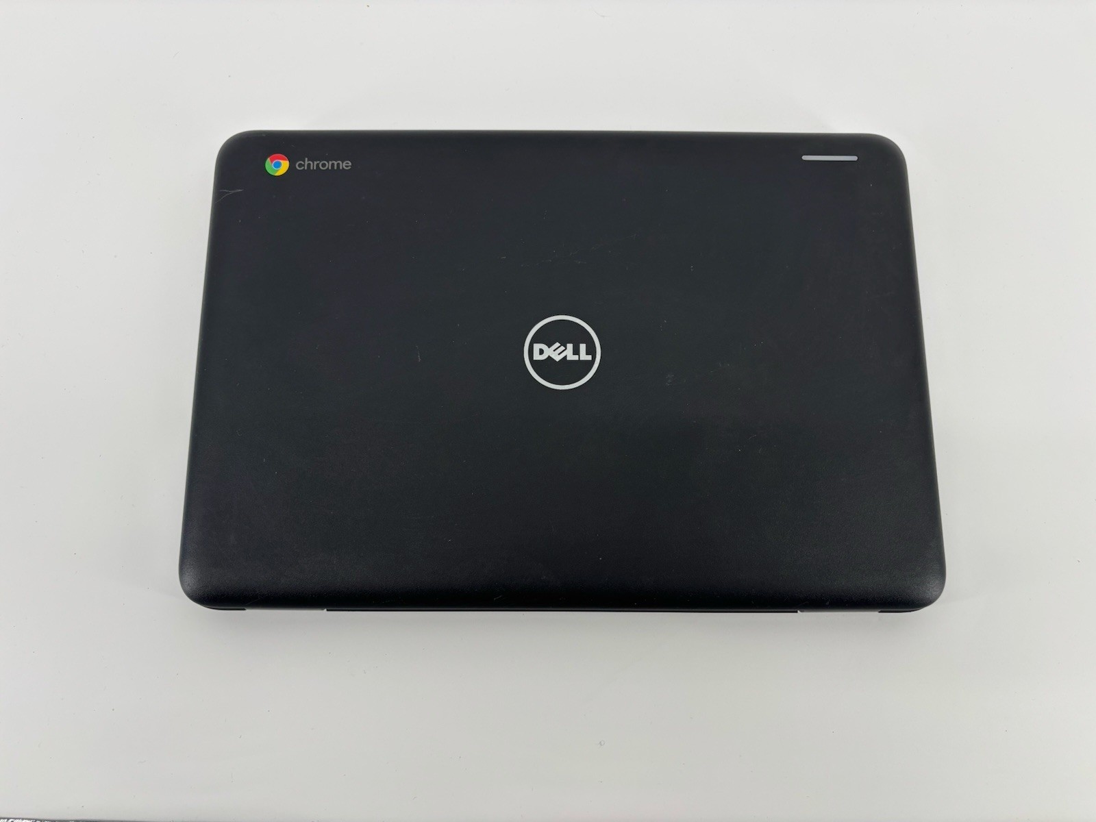 Dell Inspiron 3181 Chromebook Intel Cel N3060 4GB RAM 16GB eMMC - Blue Case