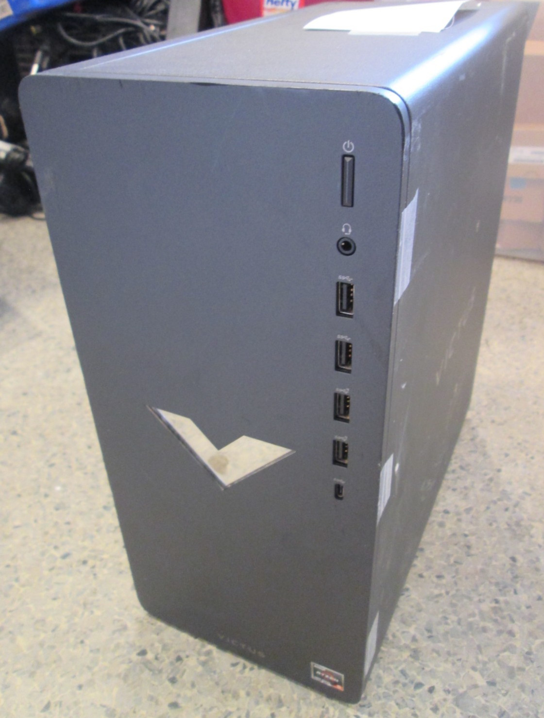 HP Victus 15L Gaming AMD Ryzen 5 / Radeon Graphics 16GB RAM 256GB SSD Windows 11