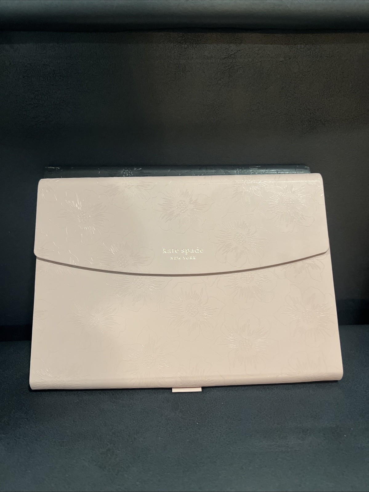 Kate Spade Ipad 11 Holder
