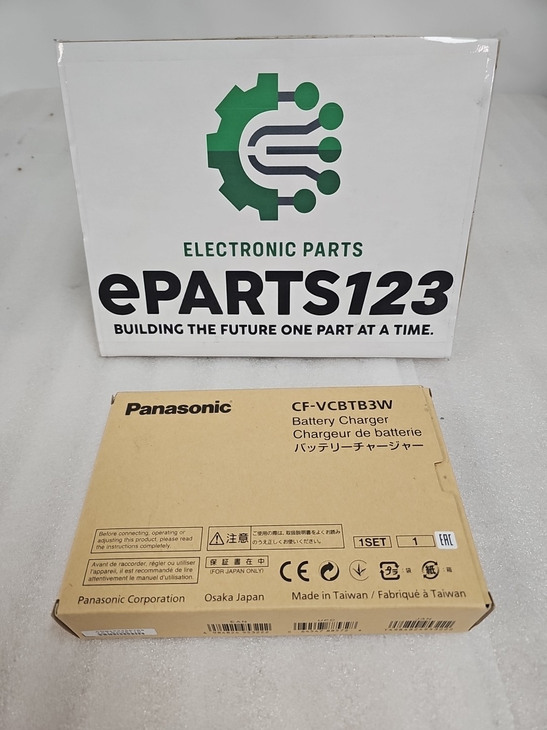 NEW Panasonic External Battery Charger CF-VCBTB3W - Panasonic CF-54 CF-C2 CF-D1