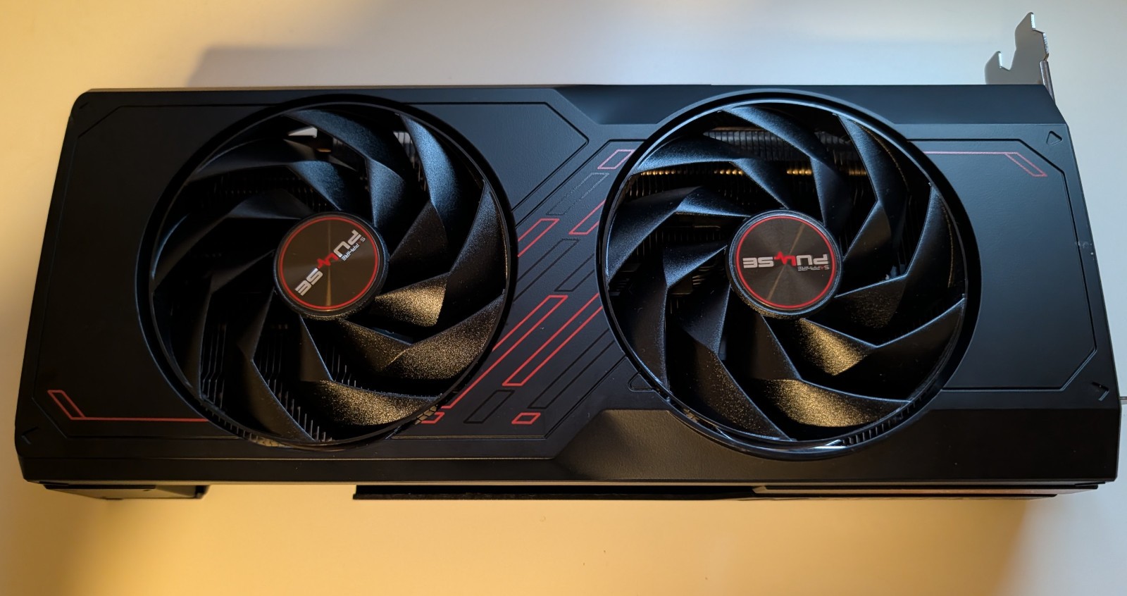 SAPPHIRE PULSE AMD Radeon RX 7700 XT 12GB GDDR6 Graphics Card