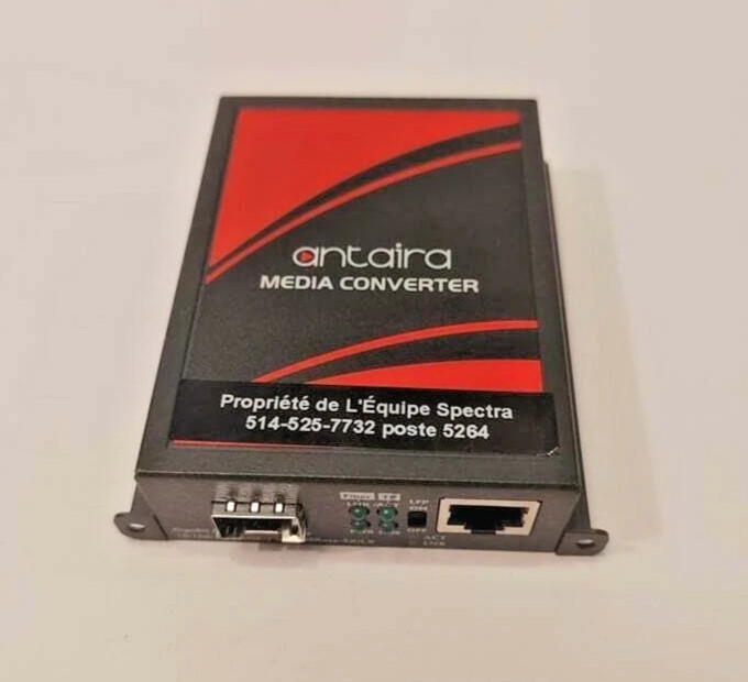 ANTAIRA FCU-2805SFP ETHERNET MEDIA CONVERTER 0/100/1000Base-T & 1000Base-LS/SX