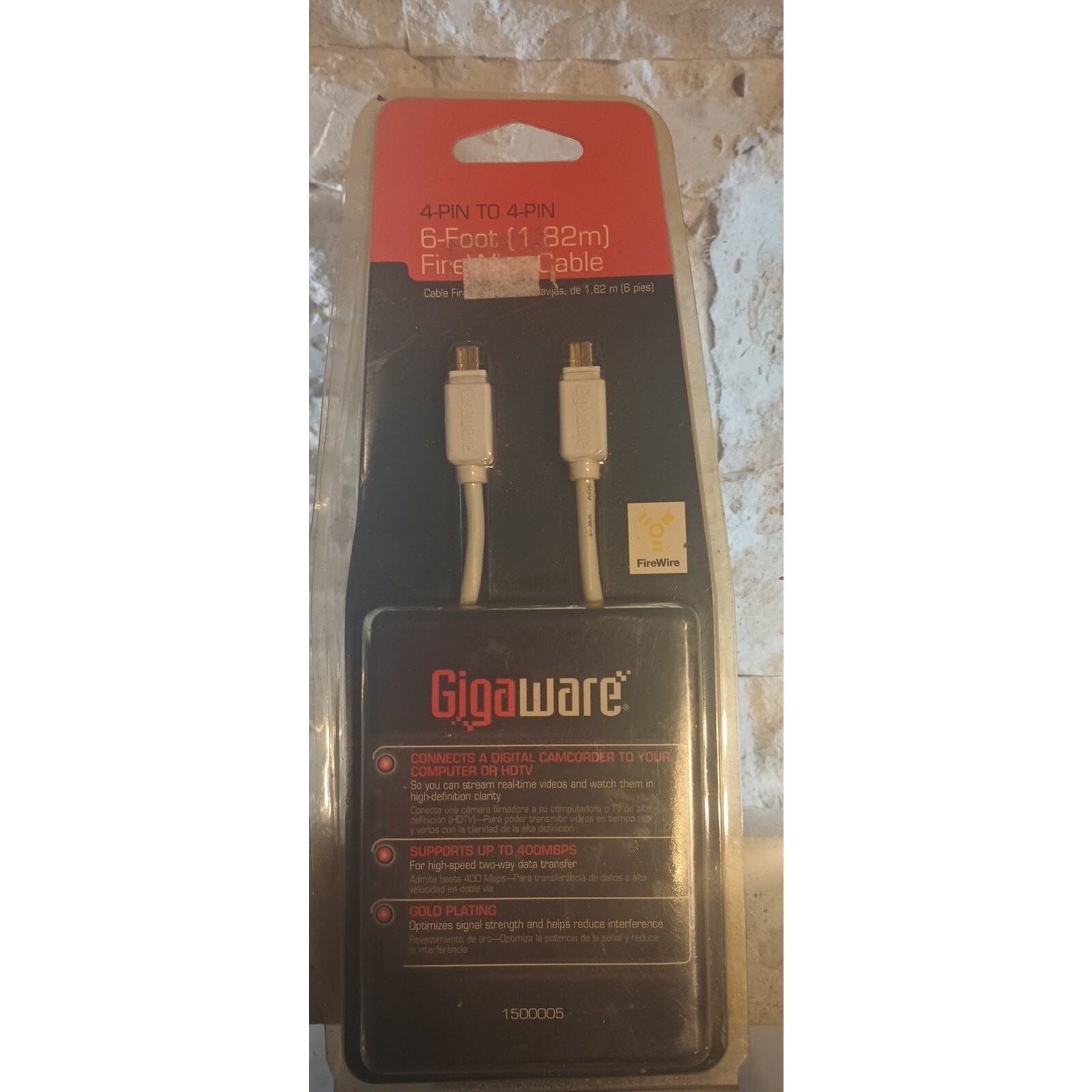 RadioShack GigaWare 4-Pin to 4-Pin 6Ft FireWire Cable 1500005