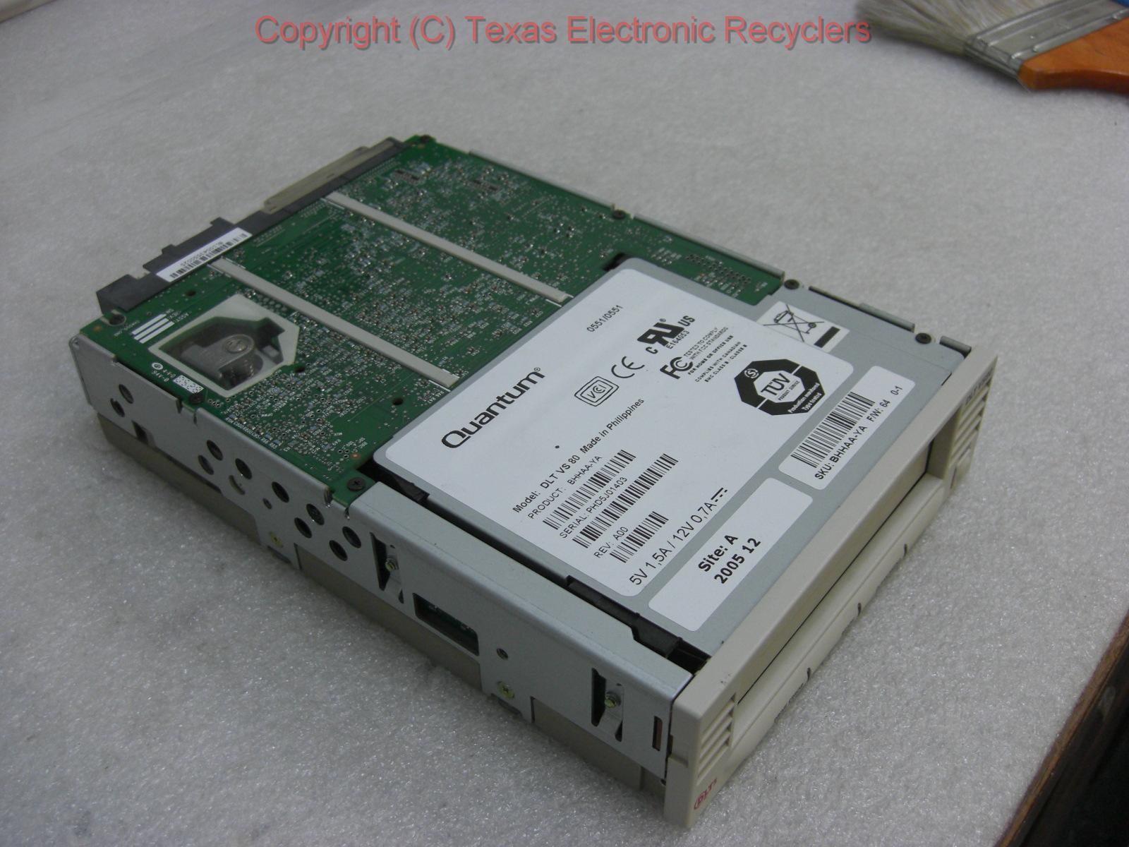 Quantum DLT VS80 bhhaa-ya external tape drive 