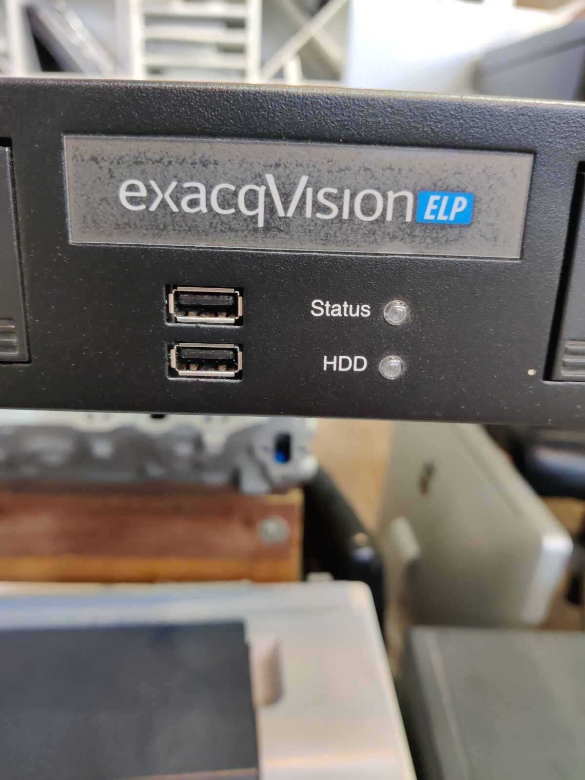 ExacqVision EXACQ ELP Desktop Digital Network Video Recorder IP04-4000-ELPR 4TB