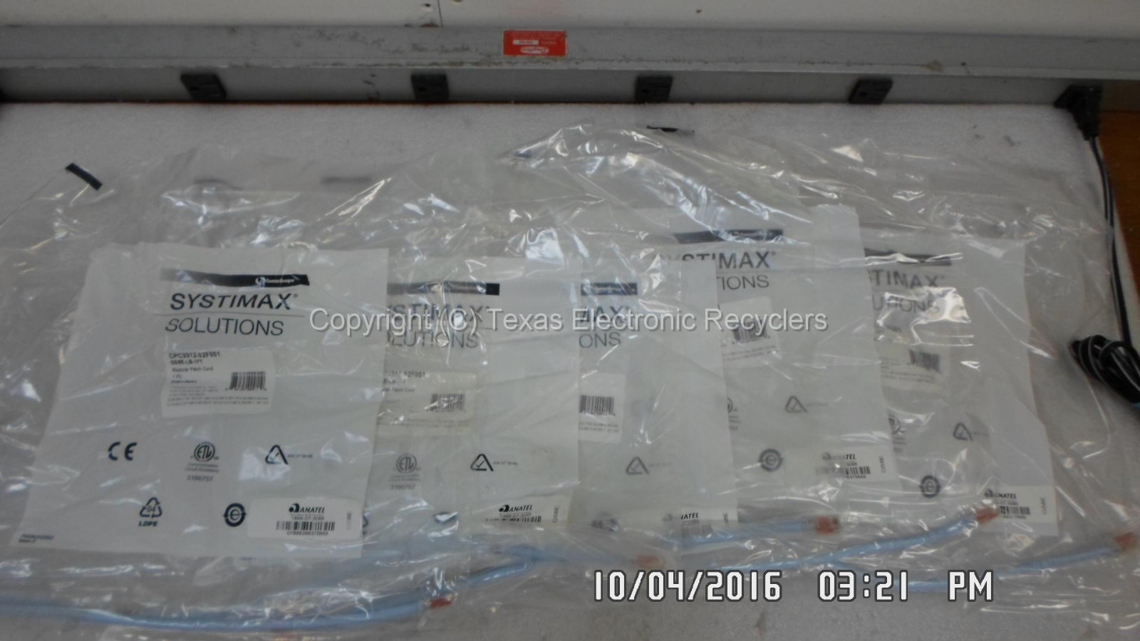 Qty 5 - Commscope CPC3312-02F001 GS8E-LB-1FT 1FT RJ45 Cat6 Patch Cord