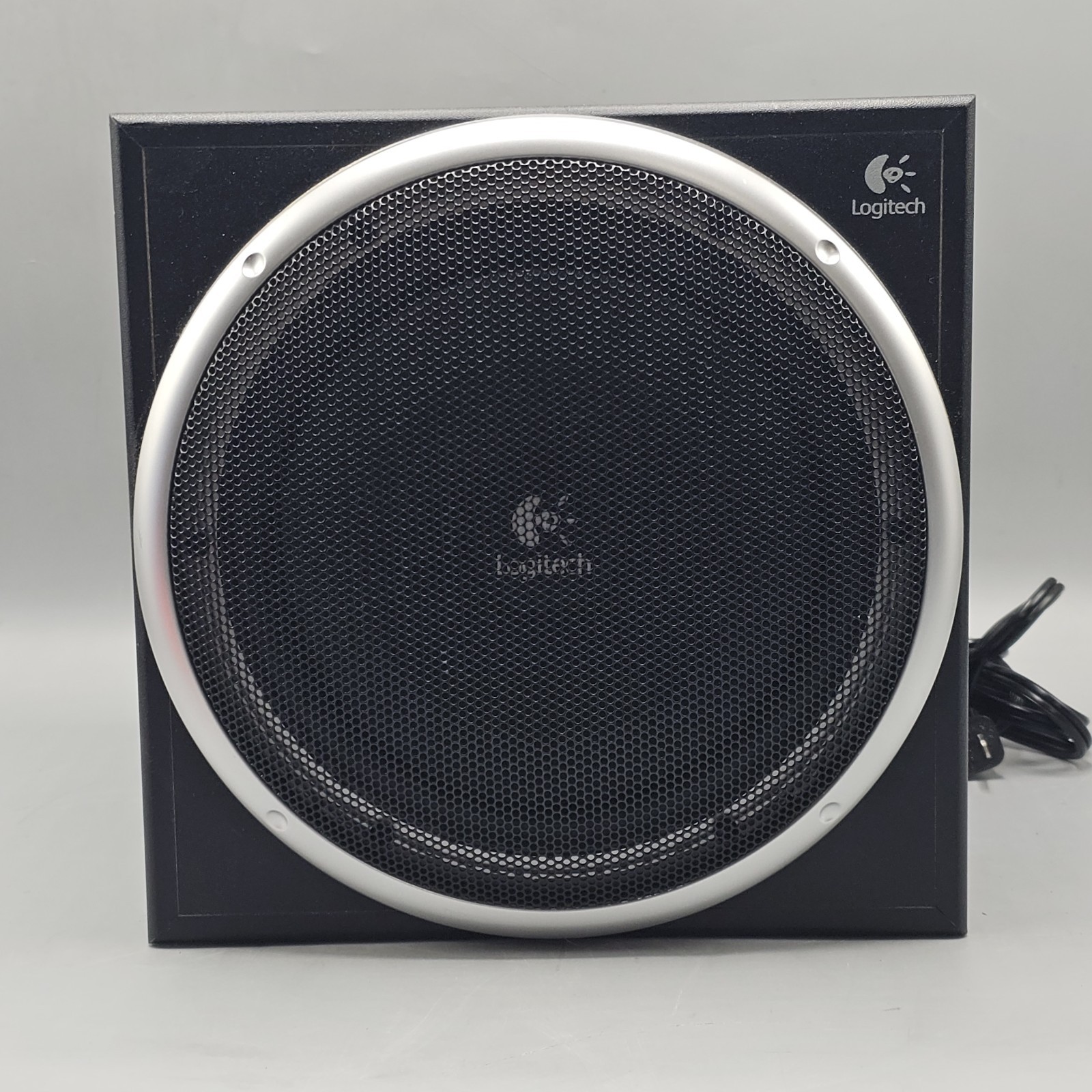 Logitech Z-640 Subwoofer Replacement Powered Original OEM Sub Tested & Works