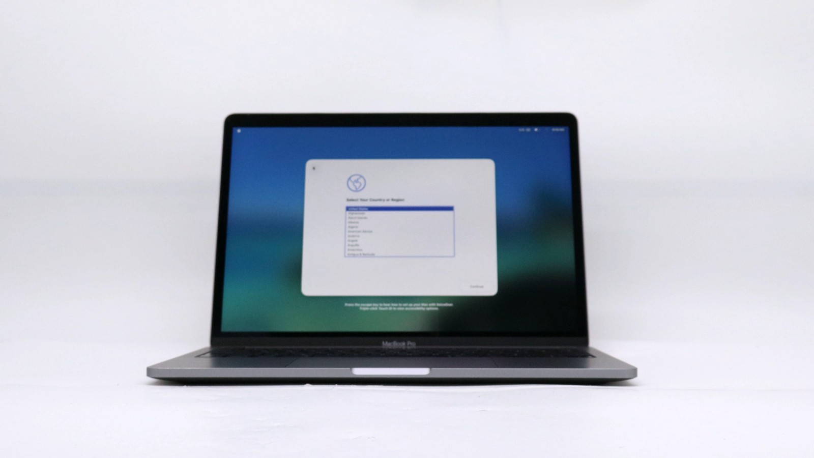 Apple Macbook Pro 13" i7-1068ng7 16GB 512GB READ DESC