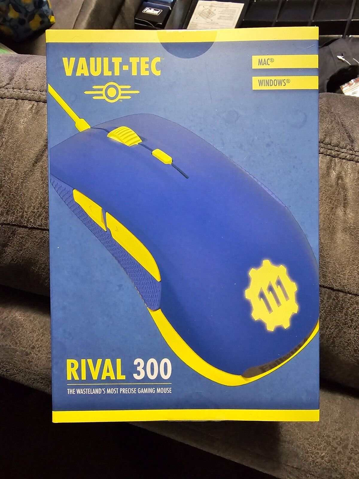 Fallout 4 Vault-Tec Rival 300 Blue & Yellow Gaming Mouse SteelSeries New in Box