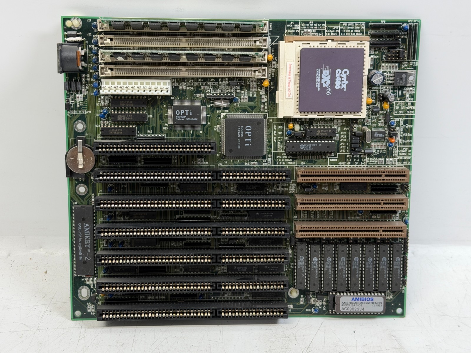 QDI  V4P895GRN/SMT Socket 3 Cyrix Cx486 DX2 V66 FPM RAM