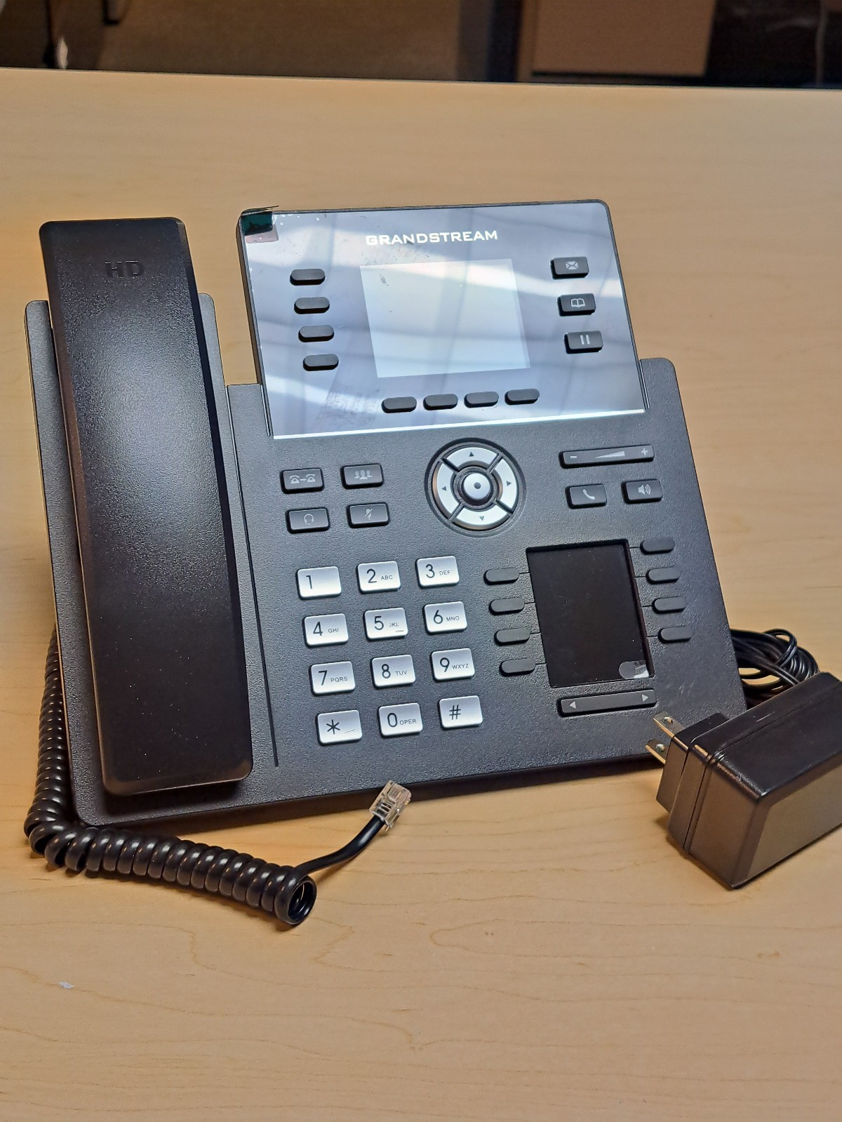 Grandstream GRP2614 Professional 4-Line Carrier-Grade IP Phone
