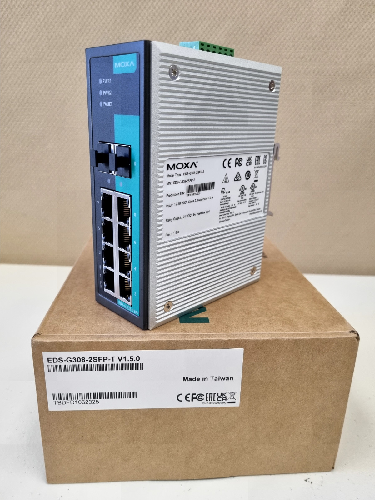 MOXA EDS-G308-2SFP-T Industrial Unmanaged Gigabit Ethernet Switch 8-Port SFP