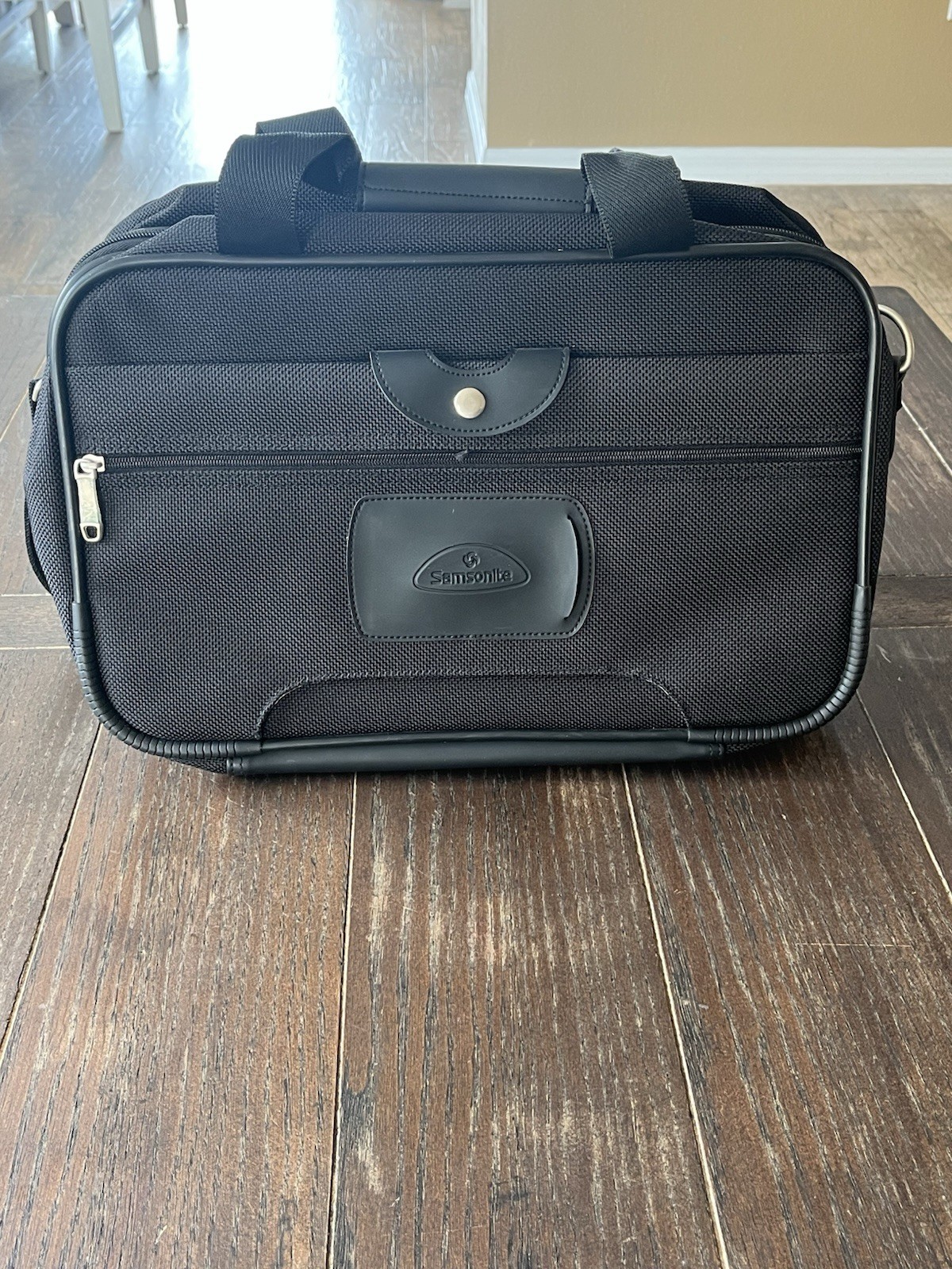 Samsonite Mobility Series 70392 Black Full Zip Laptop Briefcase Travel Luggage