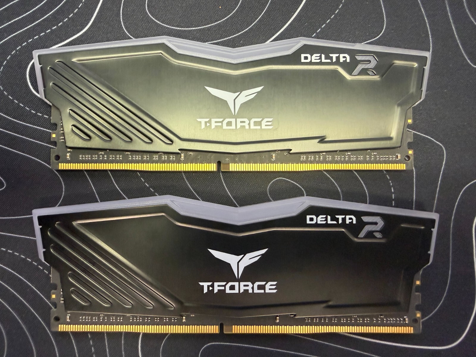 TeamGroup T-Force Delta RGB 64GB (2x32GB) RAM DDR4 3200MHz