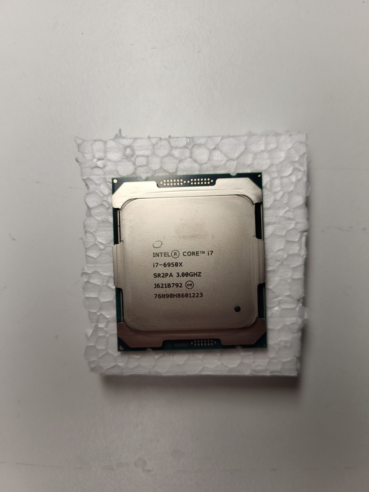 Intel Core i7-6950X Extreme Edition 3.0GHz Processor SR2PA LGA2011 10 Core CPU