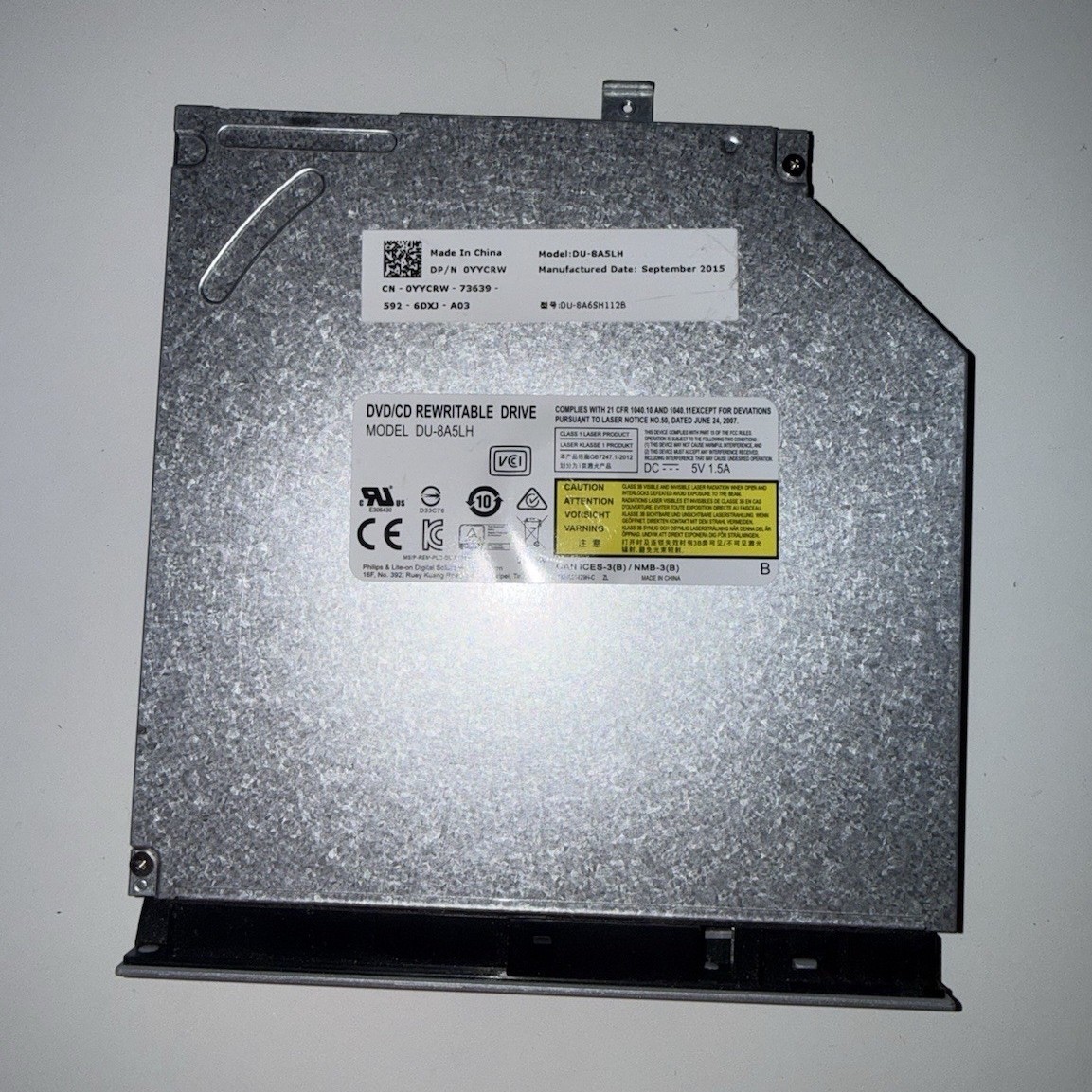 Dell DU-8A5LH 0YYCRW Slim 9.5mm SATA Internal Laptop DVD/CD RW Drive 8x