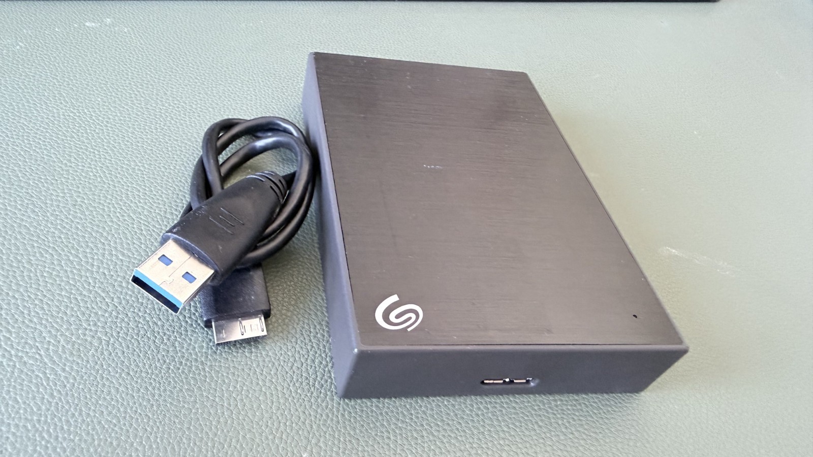 Seagate One Touch USB External Hard Drive 5 TB - Black