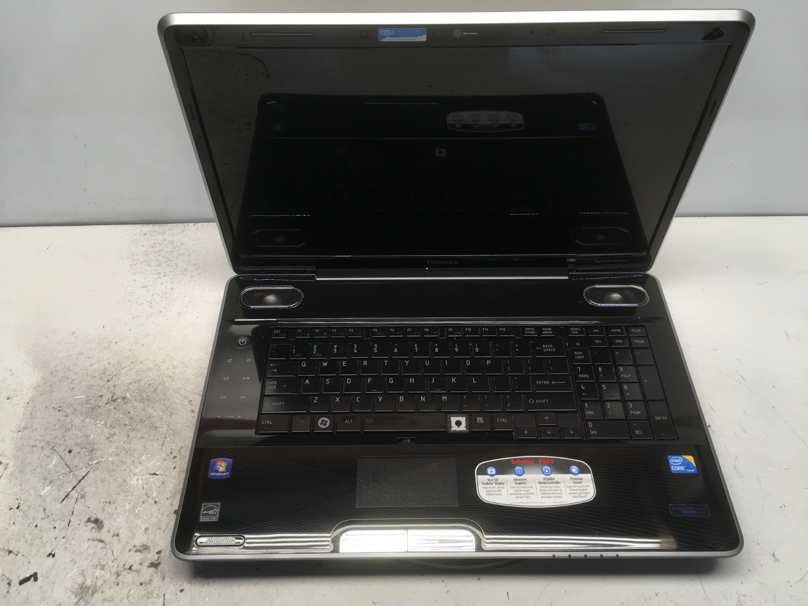 Toshiba Satellite P505 Intel i3-M330 4 GB NO HDD No Batt