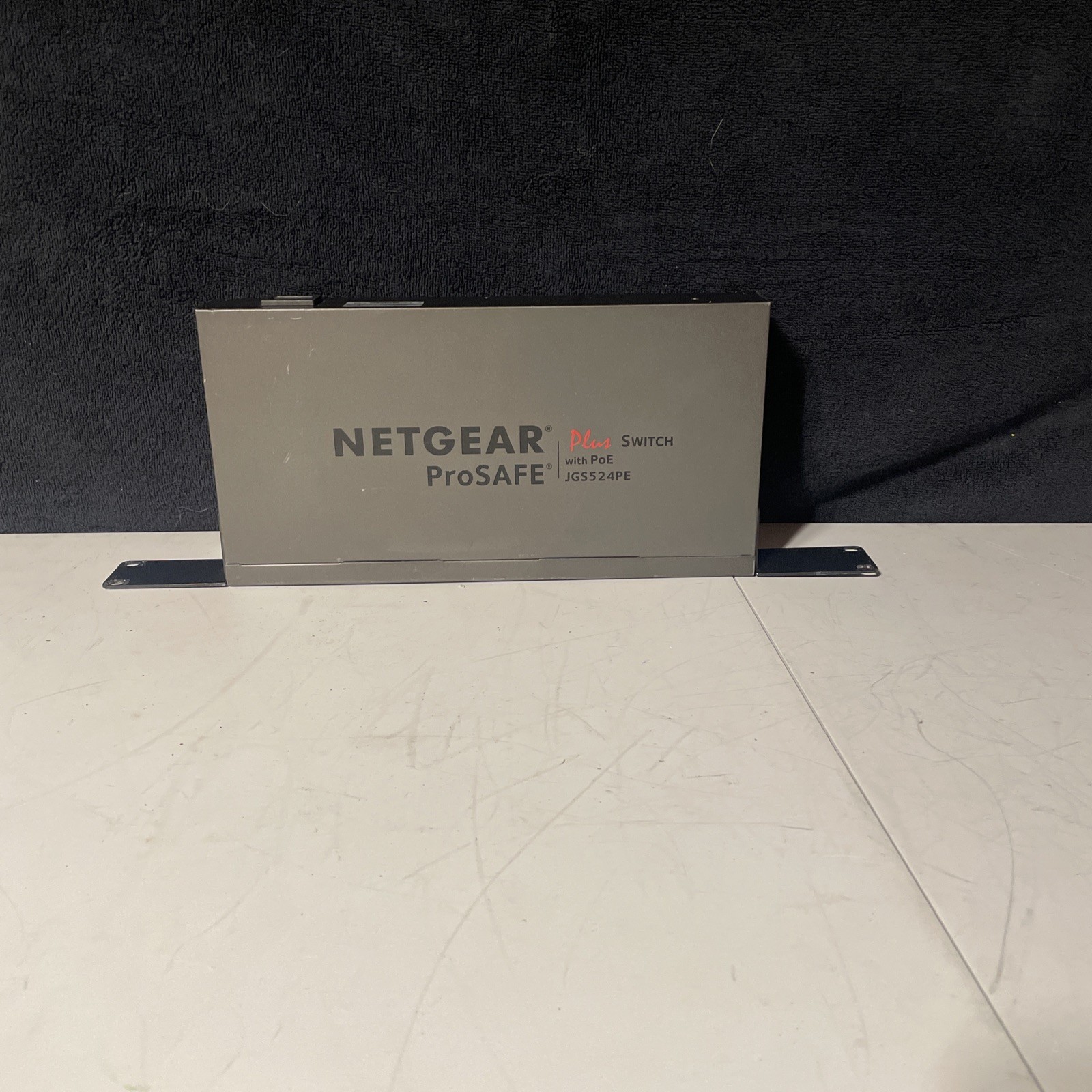 Netgear JGS524PE ProSAFE Plus 24-Port Gigabit Switch with 12 PoE Ports
