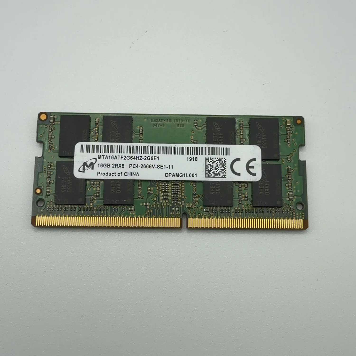 Micron MTA16ATF2G64HZ-2G6E1 16GB (1x16GB) RAM DDR4 2666MHz