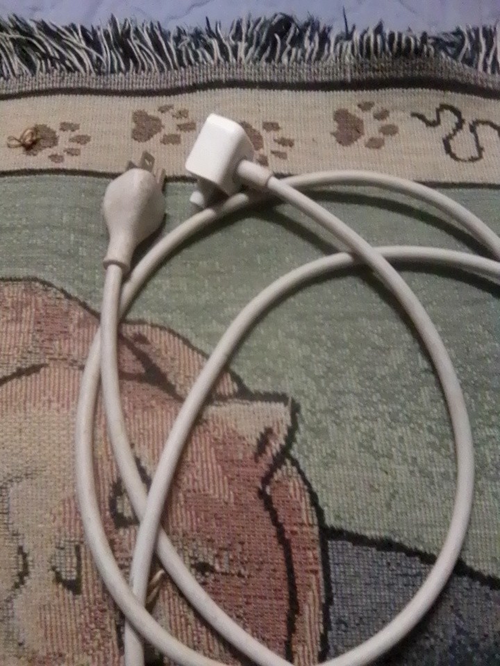 Genuine Longwell Apple AC Power Adapter Cord  2.5a 125v E344534 6' Length LS-7A