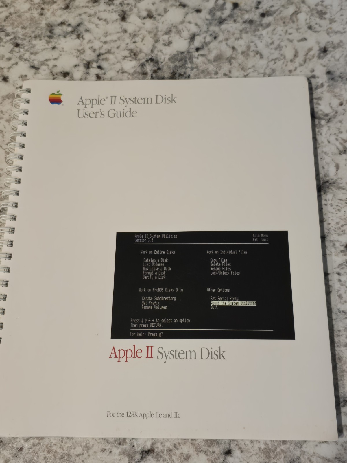 Apple II System Disk User Guide 128K IIe, IIc and IIc Plus Copyright 1988
