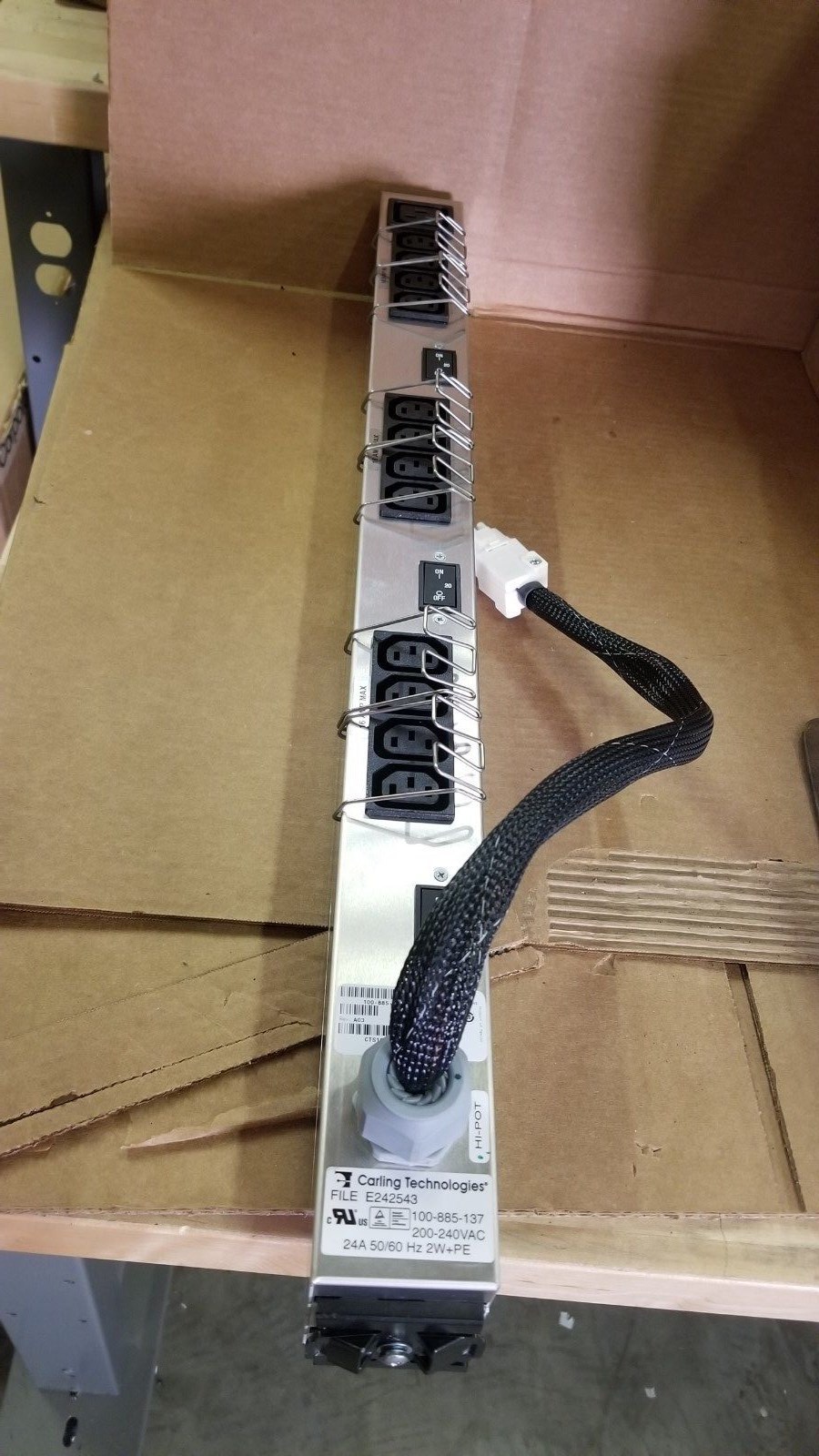 EMC 100-885-137 PDU