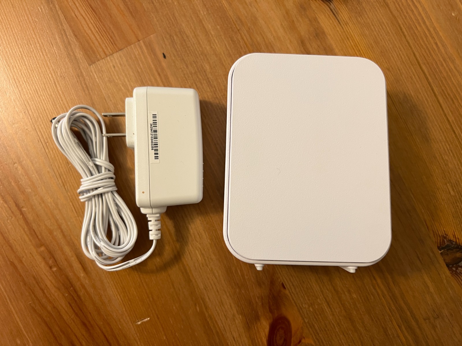 Altice D2260G Dual-Band Wi-Fi 6 Extender - Dual Gigabit Ethernet, White W/power