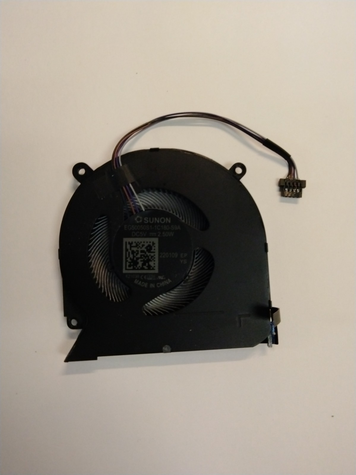 [Pre-Owned] SUNON CPU Cooling Fan [EG50050S1-1C180-S9A]