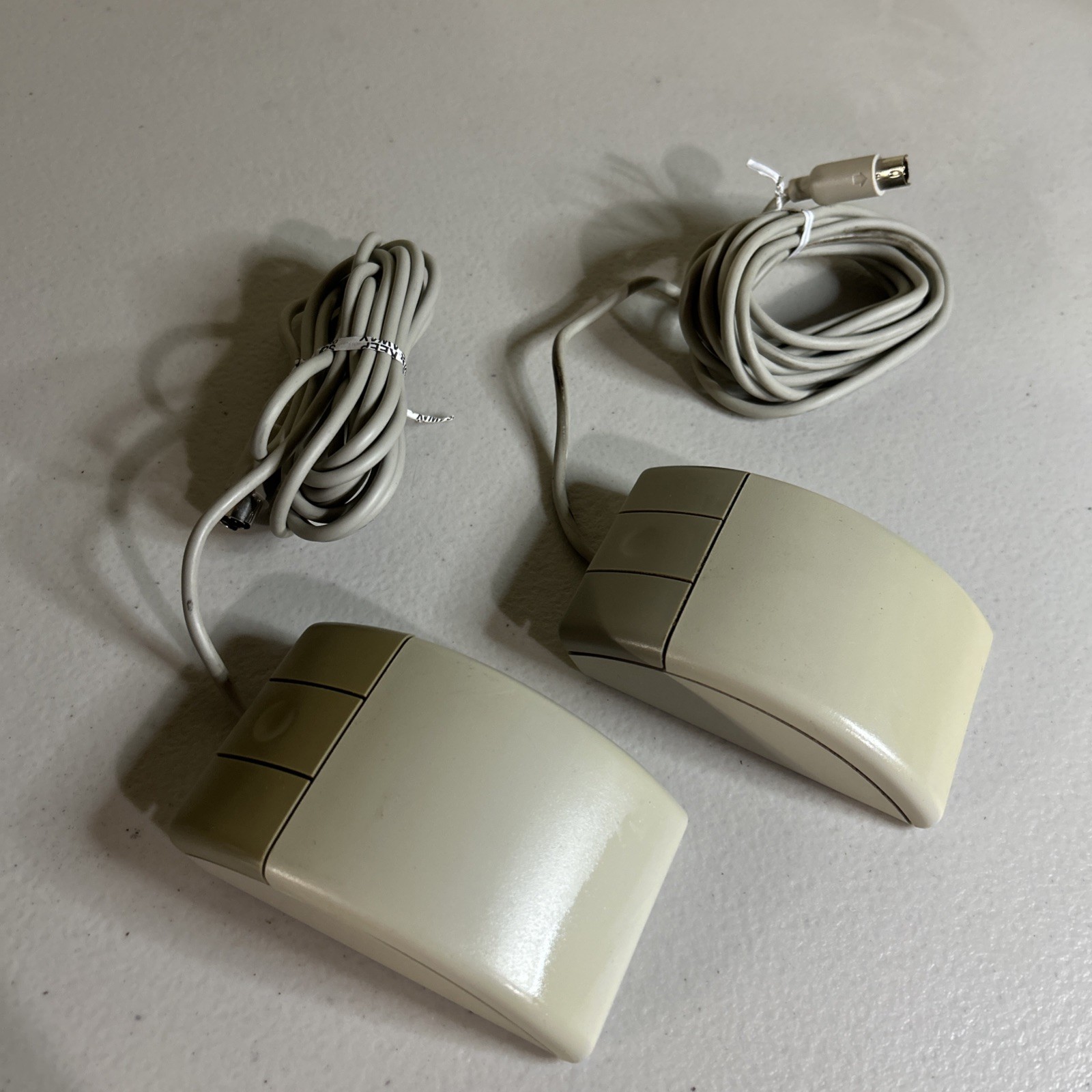 Pair of Vintage DEC Mouse Digital Equipment  PCXAS-AA PS/2 3-button M/N SQ29