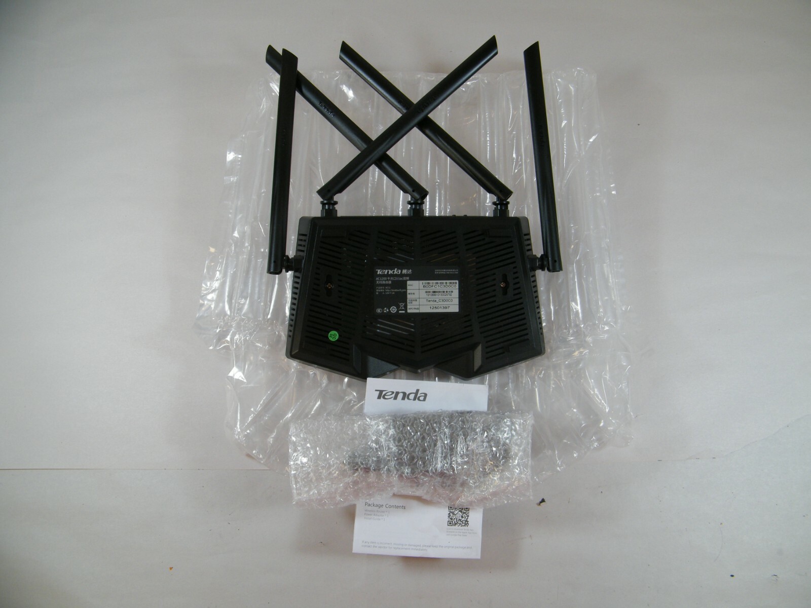 TENDA AC1200 ROUTER, NEW & NEVER USED, BOX MISSING, AS SHOWN