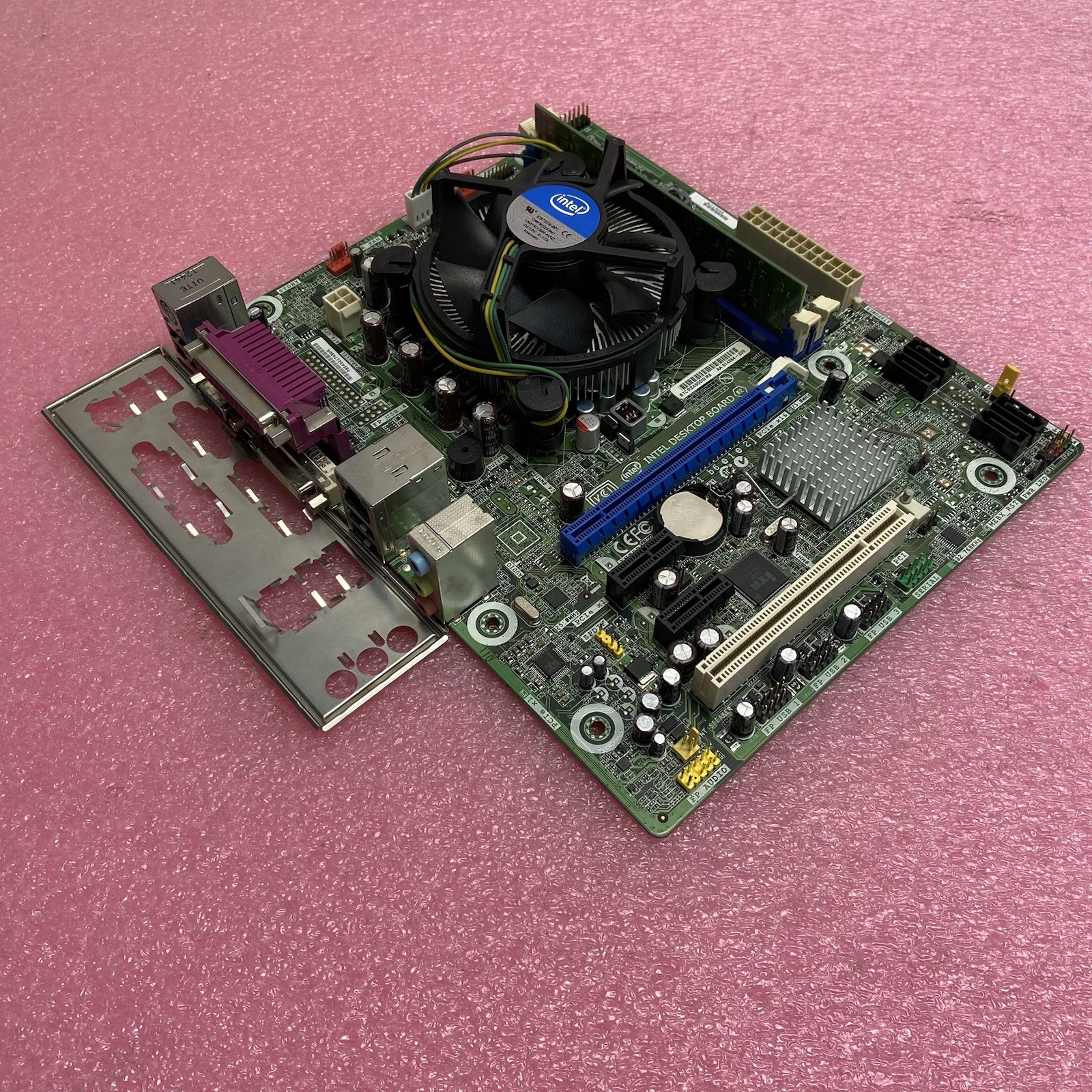 Intel DH61CR Motherboard Intel Core i5-3330 3GHz 4GB RAM w/IO Shield
