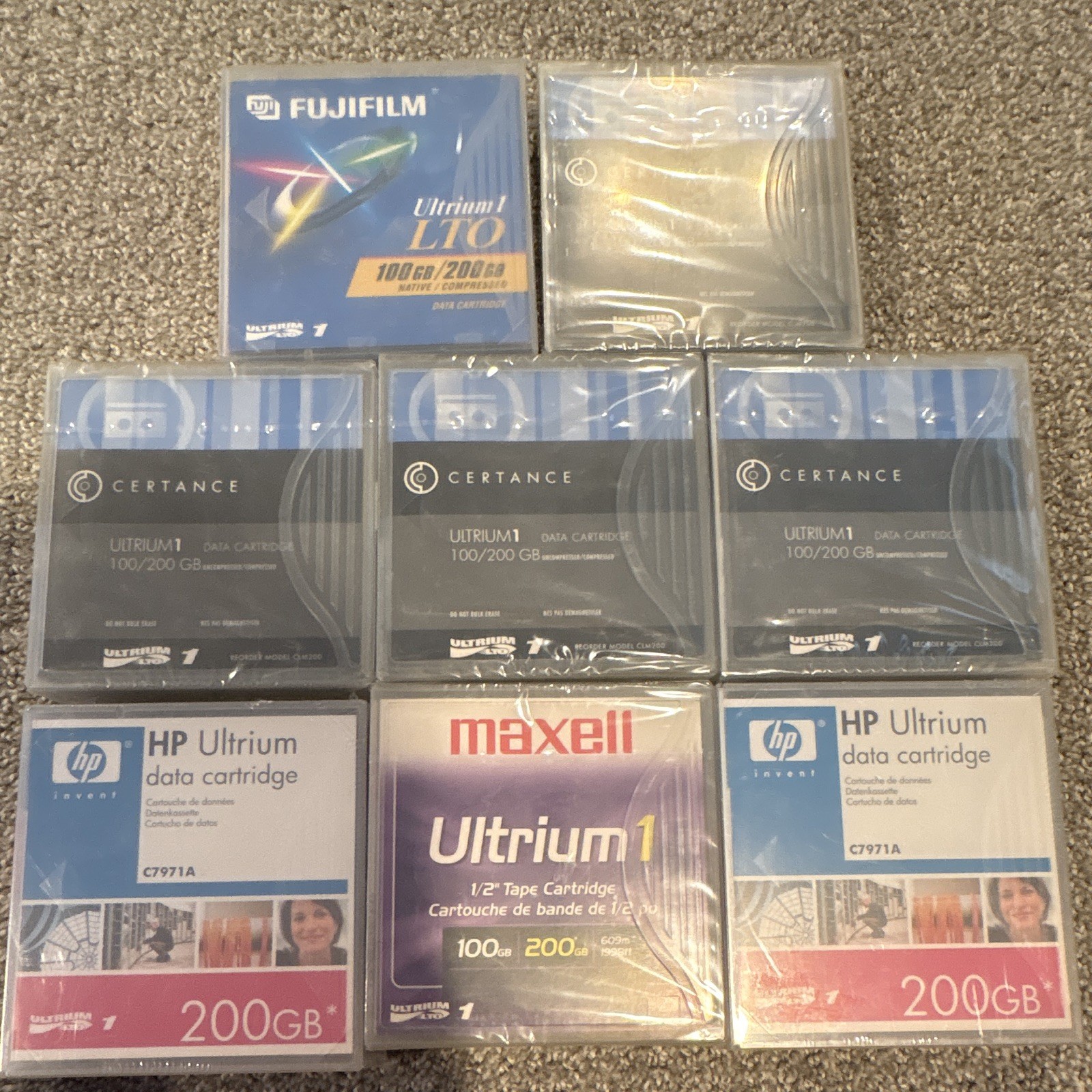 Lot of 8 data cartridges 7 sealed