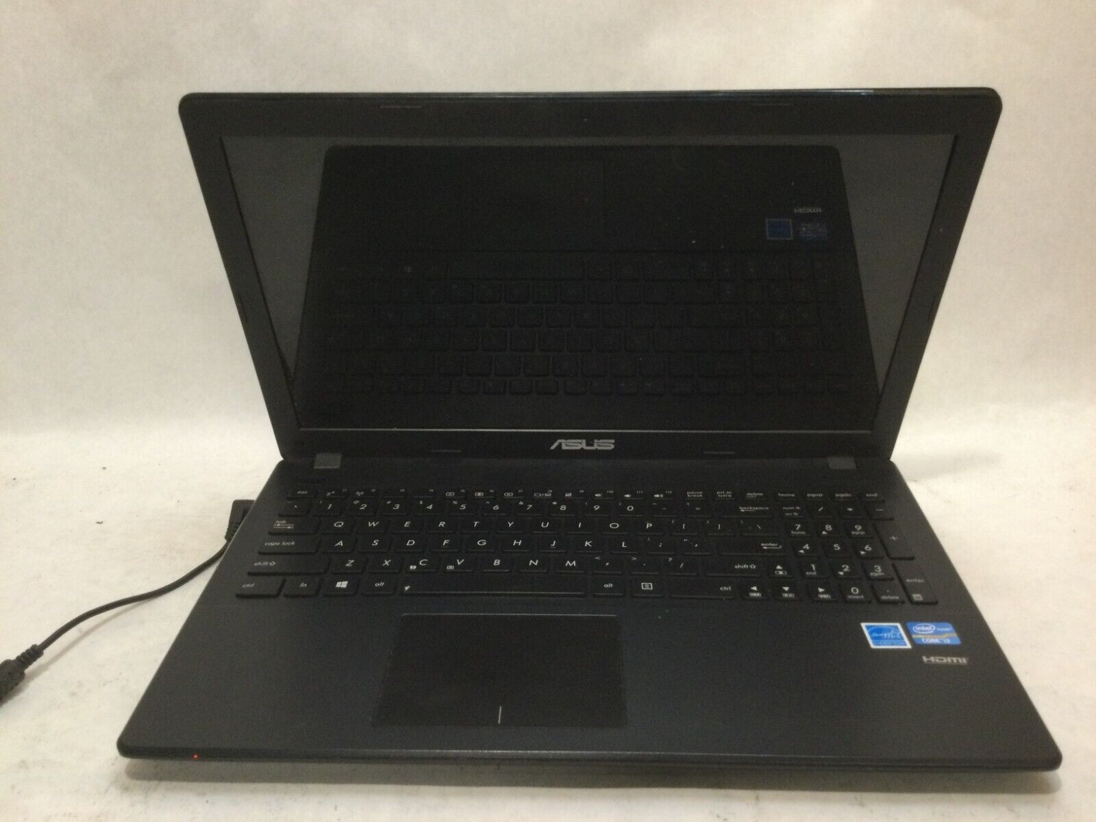 ASUS X551C 15.6” / Intel Core i3 UNKNOWN SPECS / (RECEIVES POWER) MR