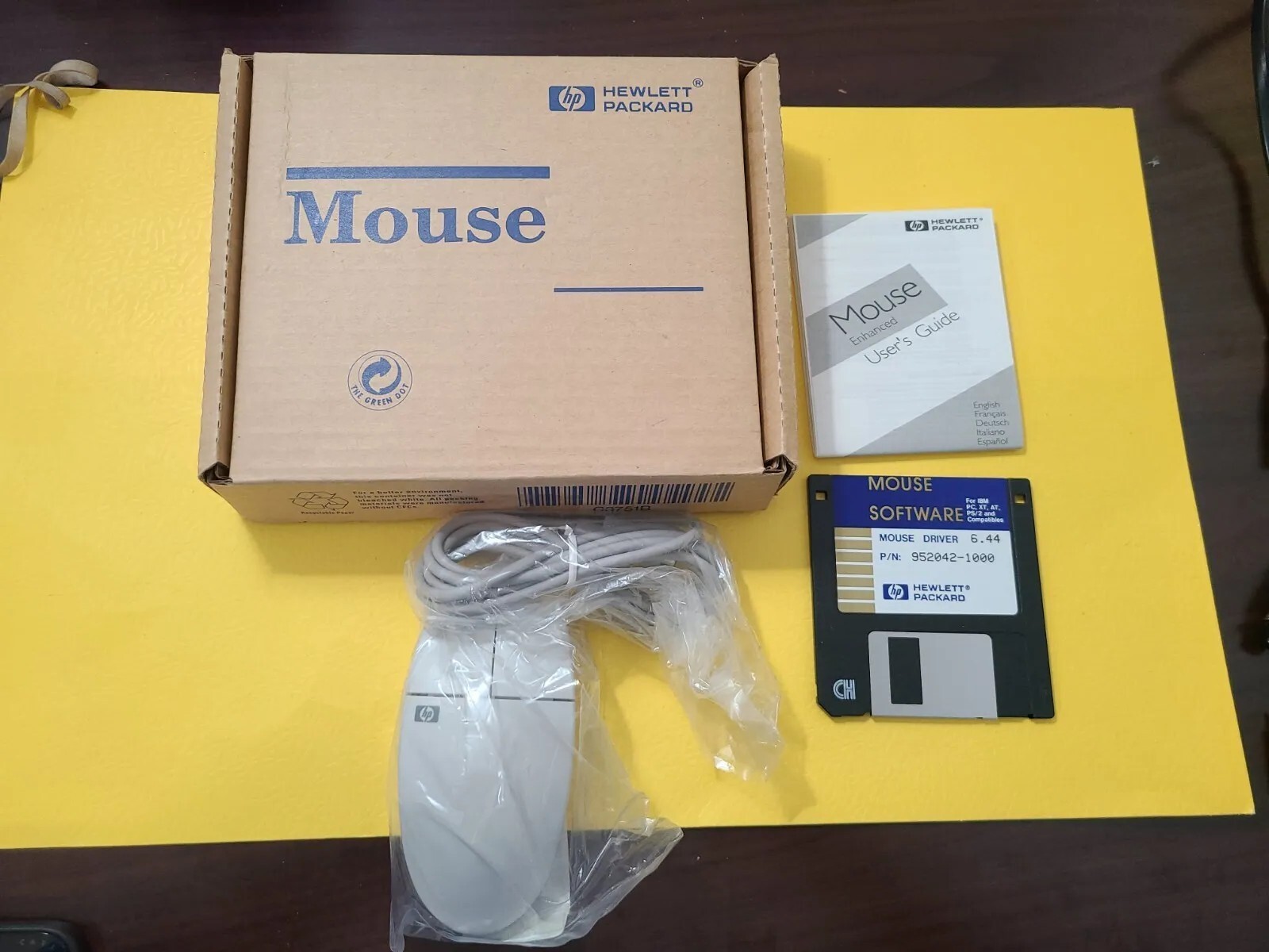 Vintage HP M-S34 2-Button Mechanical Ball Mouse C3751B - PS/2  complete Box