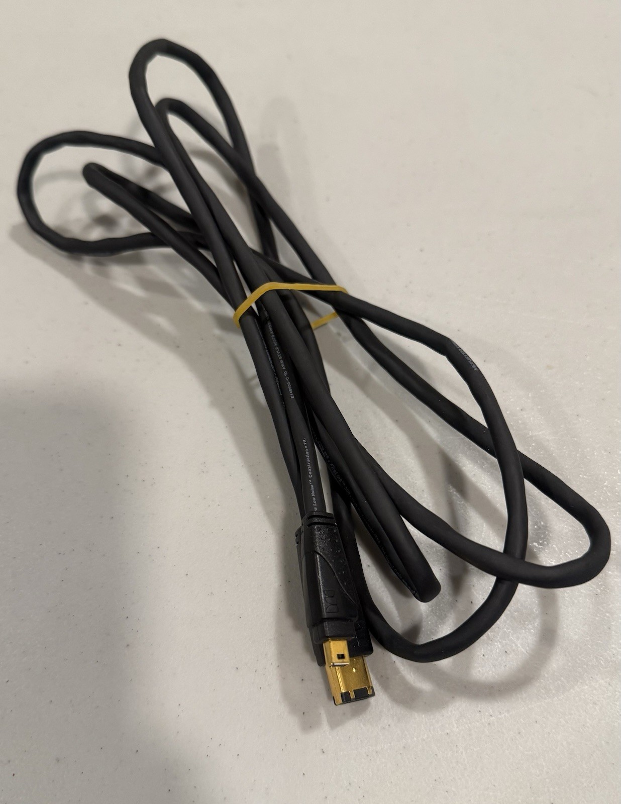Monster Cable FireLink 300 FireWire 400 IEEE 1394 Cable - 2 Meters (6.6ft) Gold