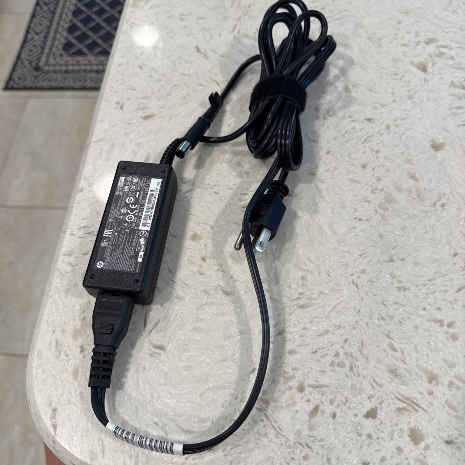 HP HSTNN-CA40 19.5V 2.31A 45W Genuine Original AC Power Adapter Charger