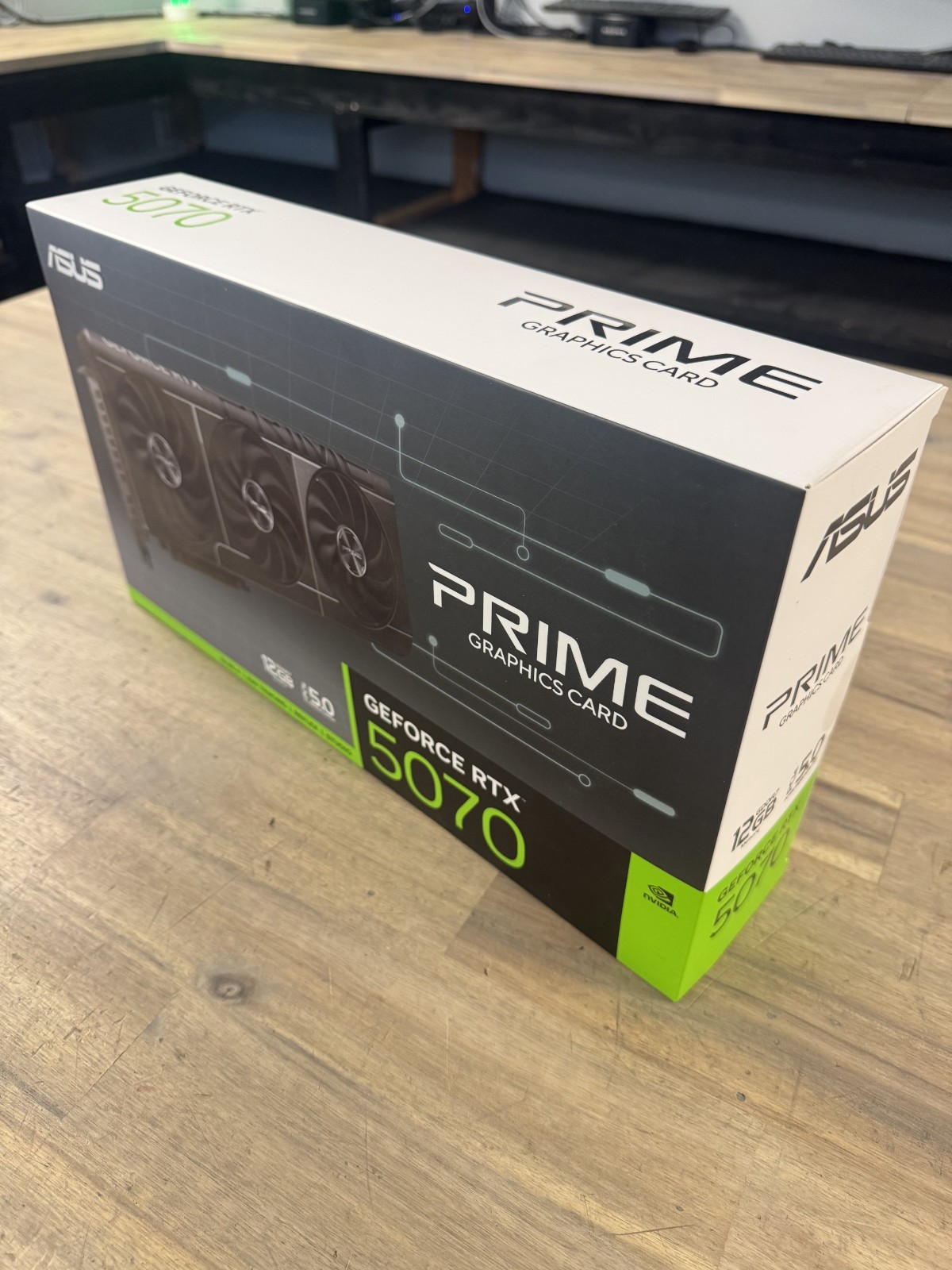 ASUS SFF-Ready Prime NVIDIA GeForce RTX 5070 Graphics Card GPU *BOX ONLY READ*