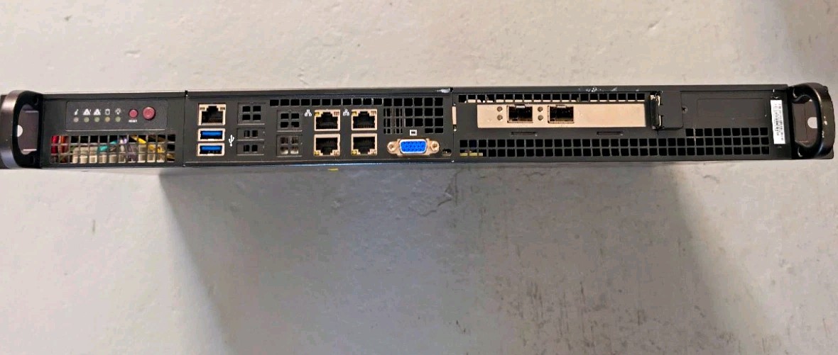 Supermicro AS-5019D-FTN4 1U Server EPYC 3251 16GB RAM 512GB SSD