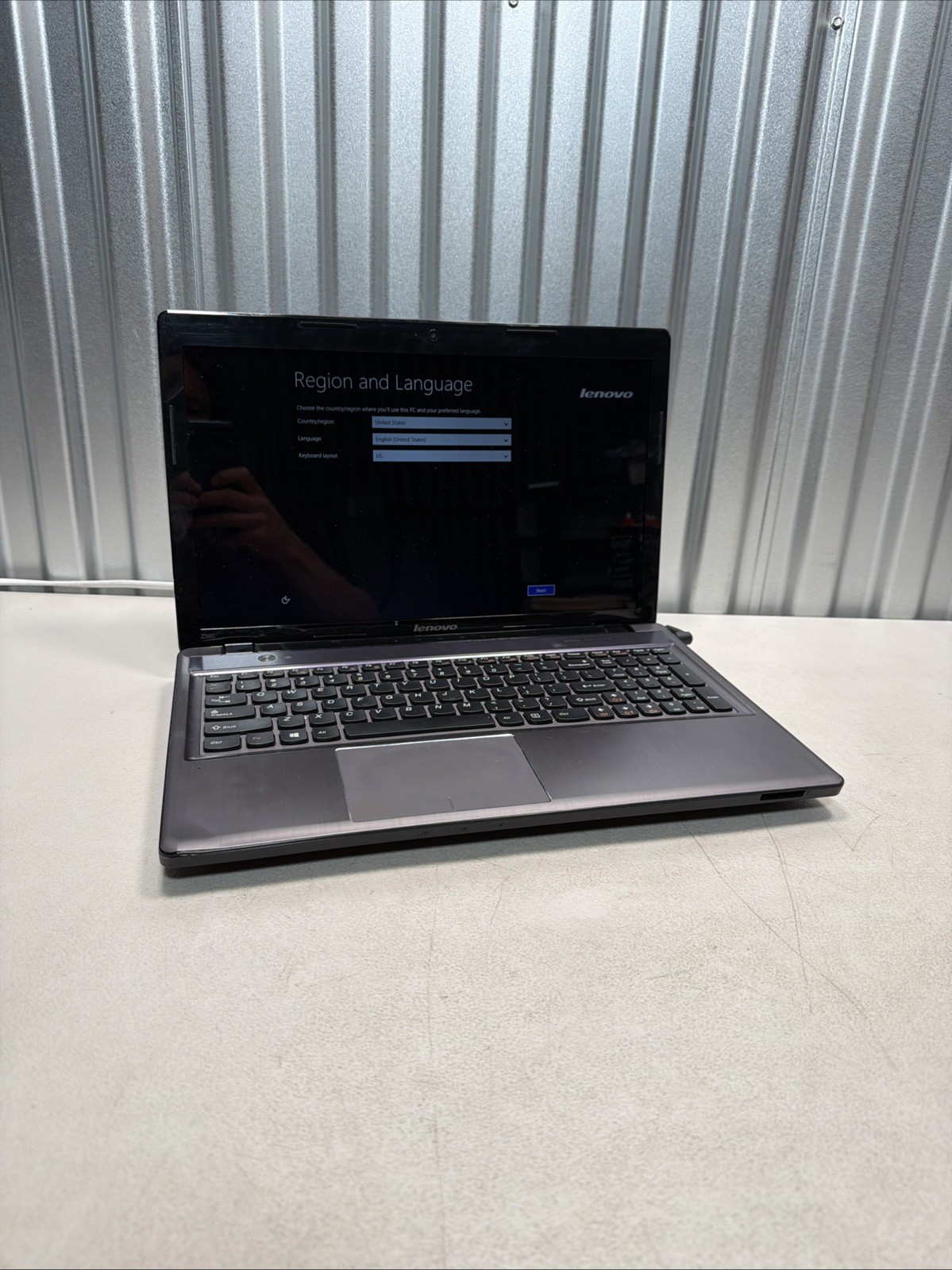 Lenovo IdeaPad Z580 15.6" Laptop Intel i5-3210 @2.5GHz 8GB 750GB - FOR PARTS