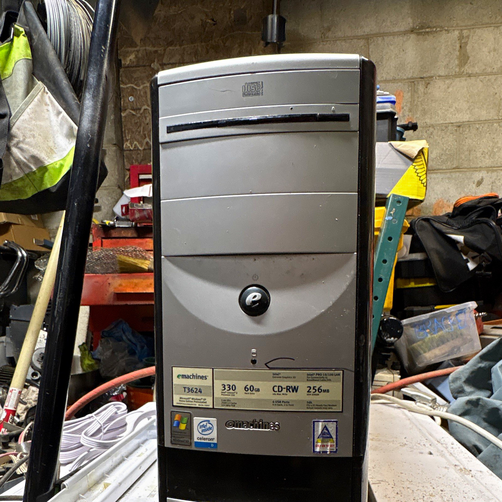 eMachines T3624 Tower Desktop Celeron D 2.80GHz 256MB 60GB HDD XP Home