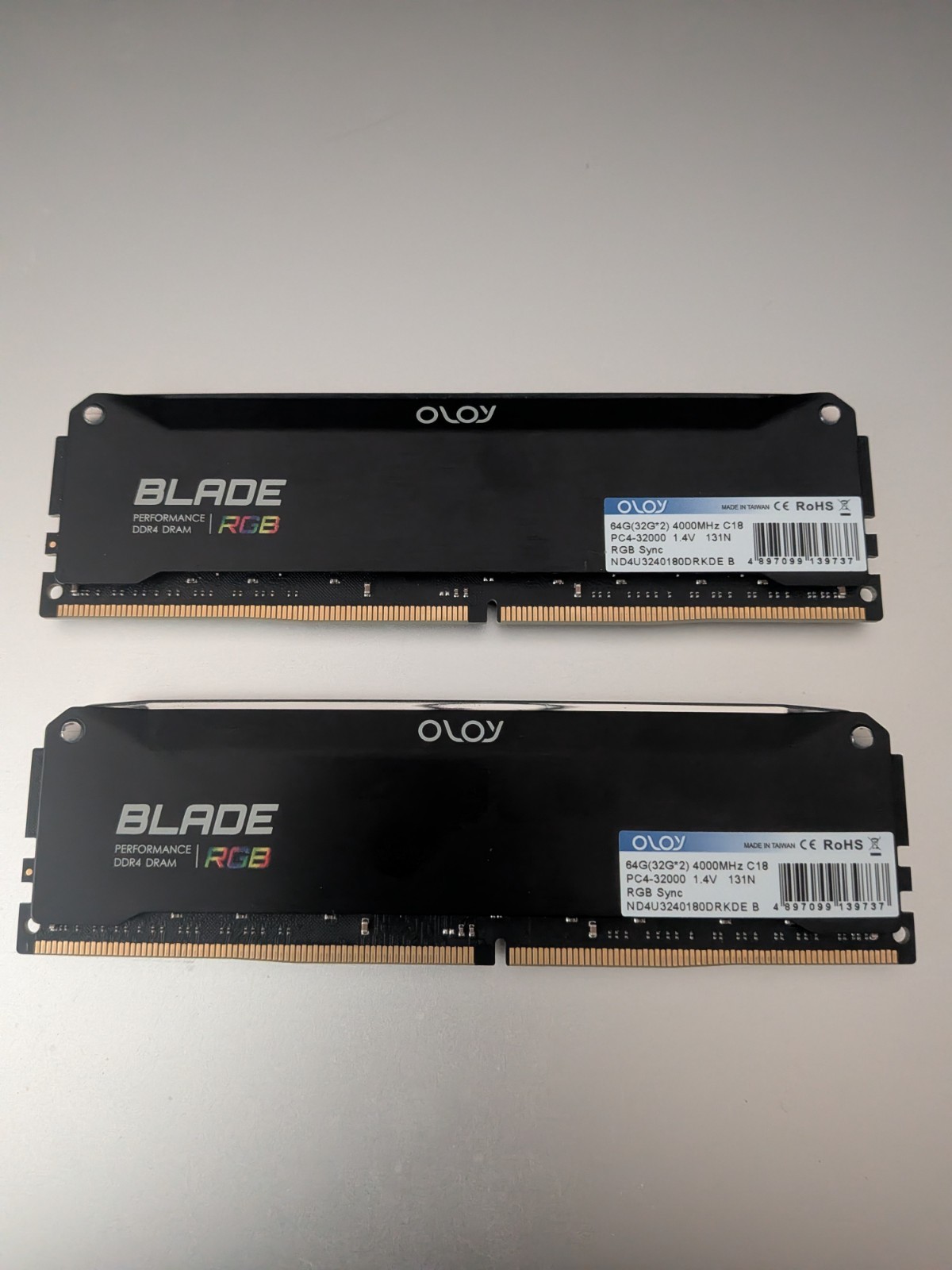 DDR4 DESKTOP RAM (64GB-2X32GB) 4000MHz CL18 RGB SYNC