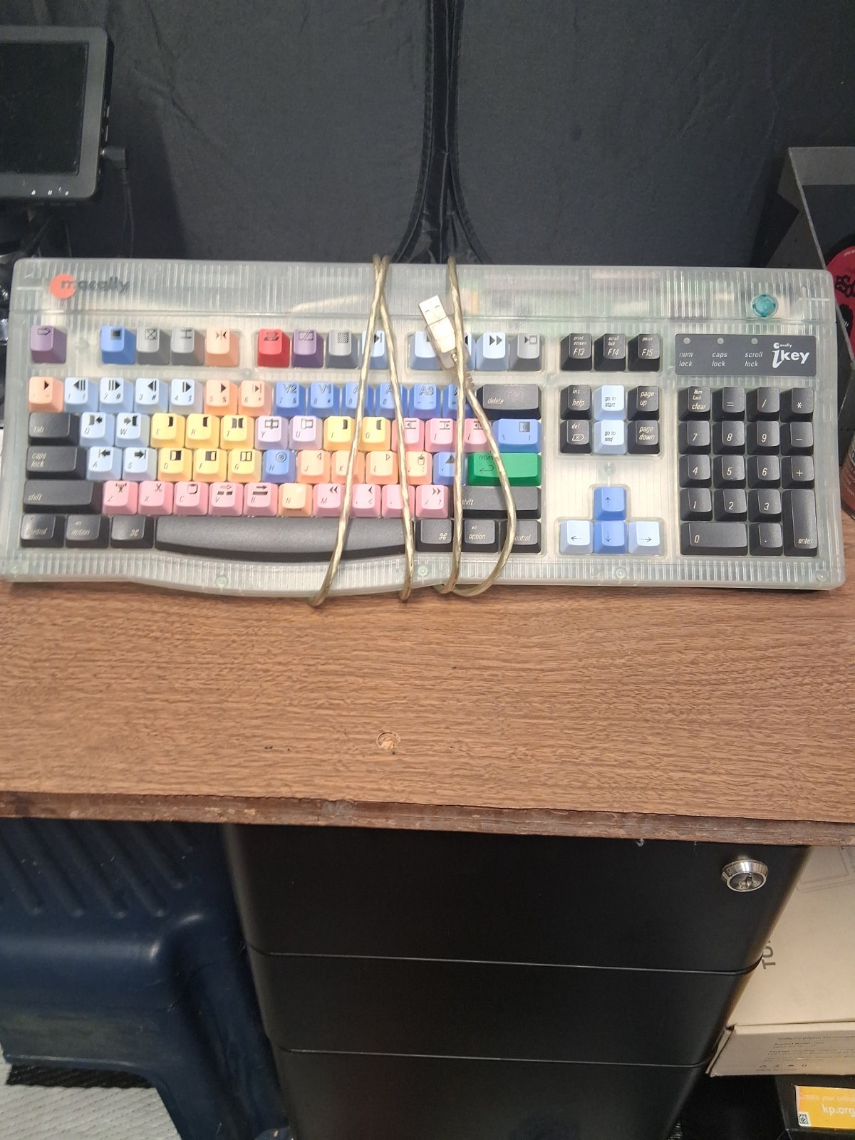 RARE Avid Media Composer Apple Macintosh USB Macally Keyboard EXCELLENT LocPULA