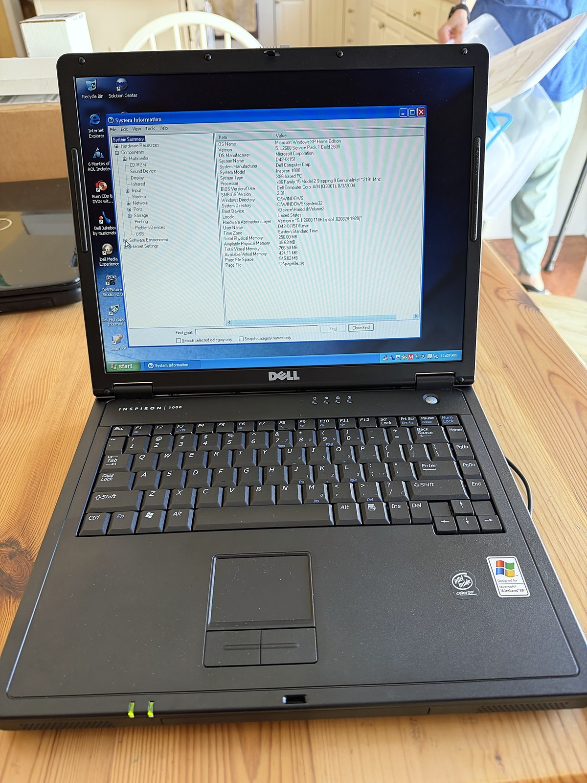 Dell Inspiron 1000 Laptop Intel 2.19GHz 256MB RAM Windows XP Vintage PARTS ONLY