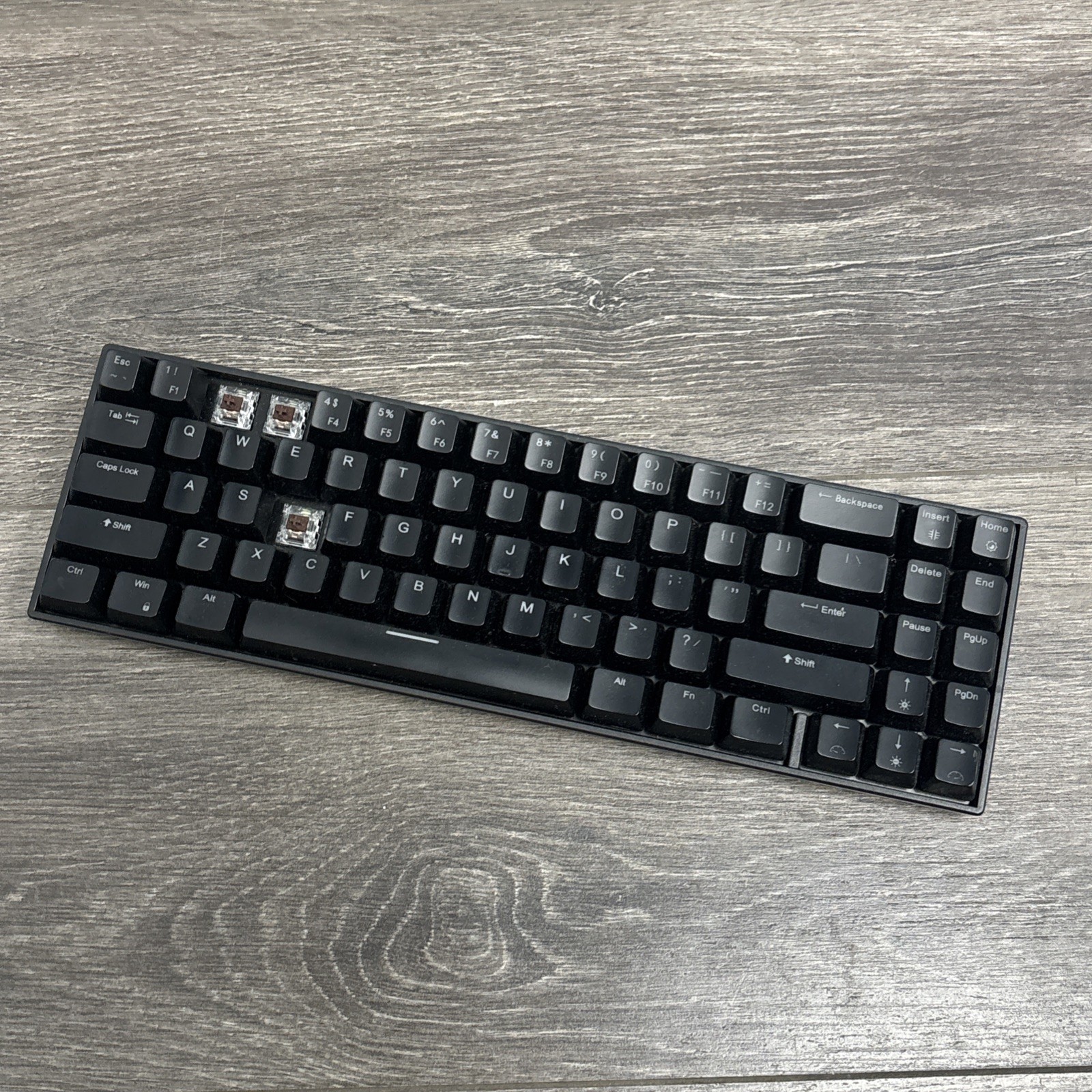 Velocifire Mechanical Keyboard TKL71WS - Missing Keys