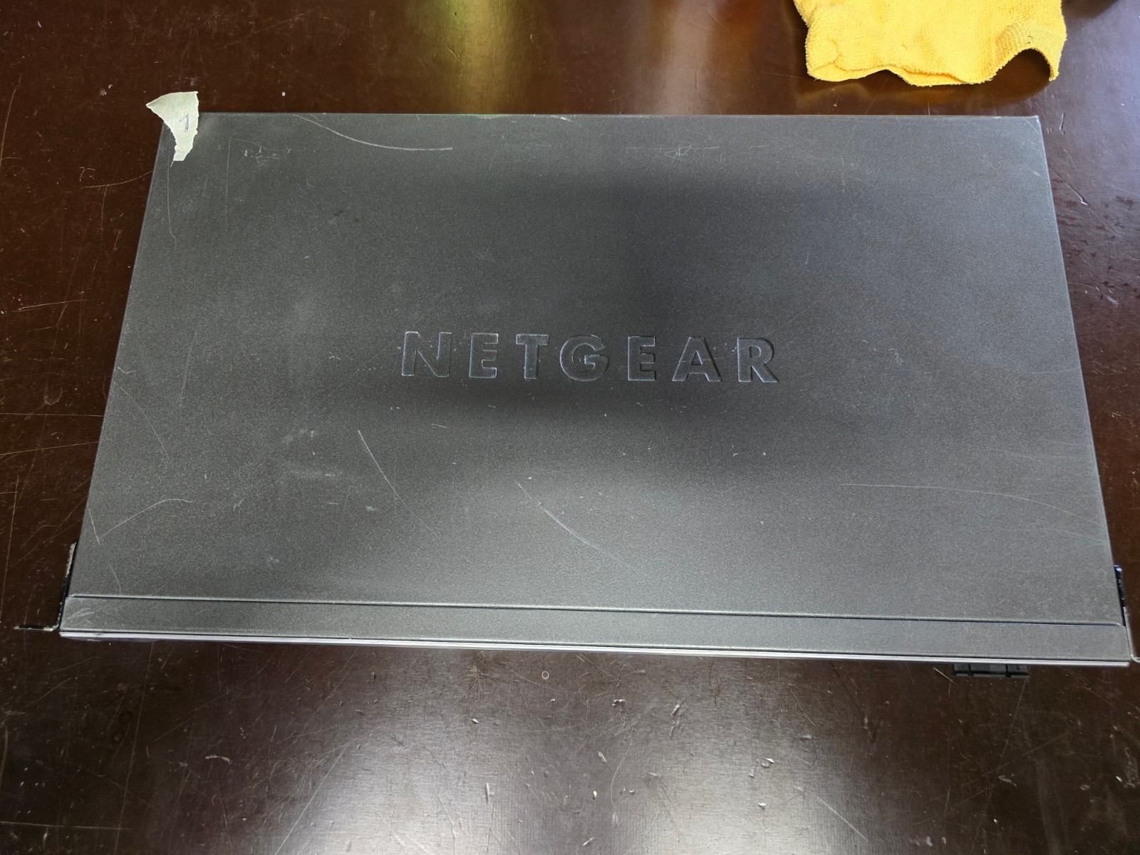 NETGEAR ProSAFE 12-port GIGABIT L2+ POE+ MANAGED SWITCH GSM7212P  