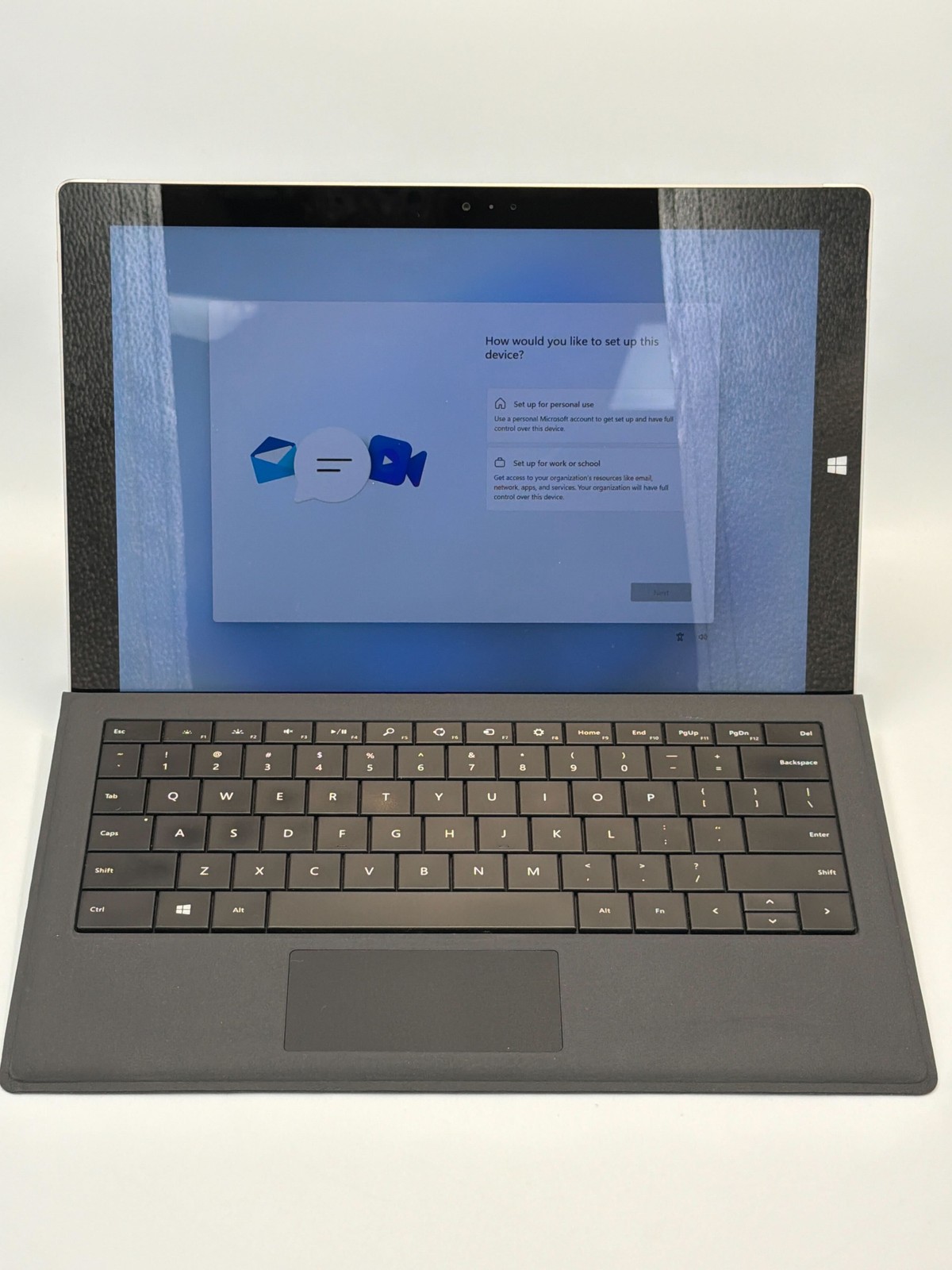 Microsoft Surface Pro 3 (2014) Intel Core i7-4650U CPU @1.70GHz 8 GB RAM 512 GB