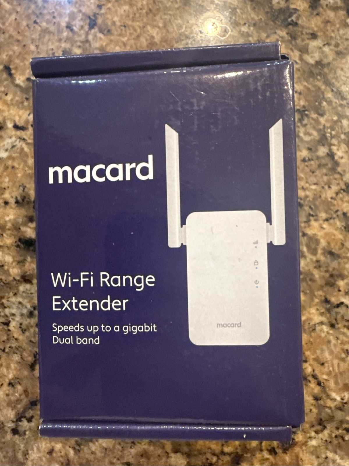Macard Wi-Fi Dual Band Range Extender & Access Point 2.4GHz & 5GHz Model RE1200